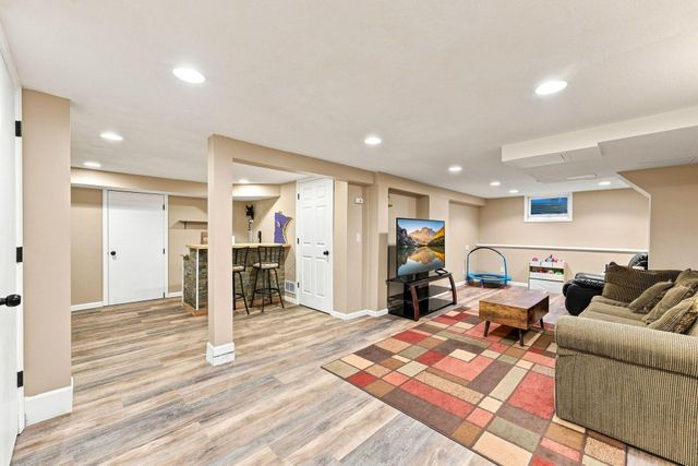7417 Portland Avenue S, Richfield, MN 55423