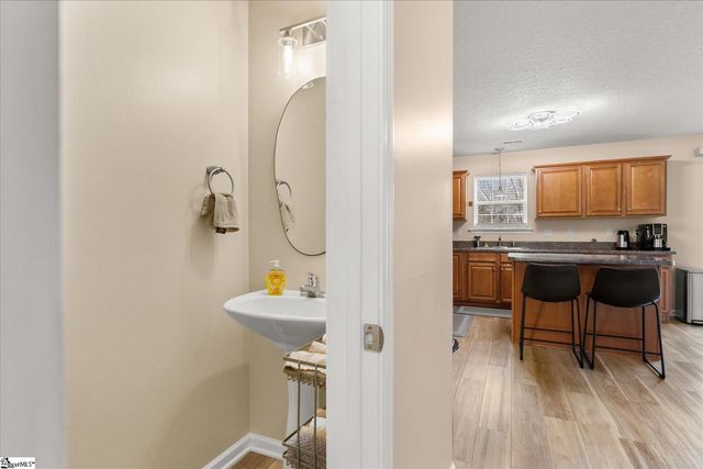 987 Echo Ridge Drive, Duncan, SC 29334