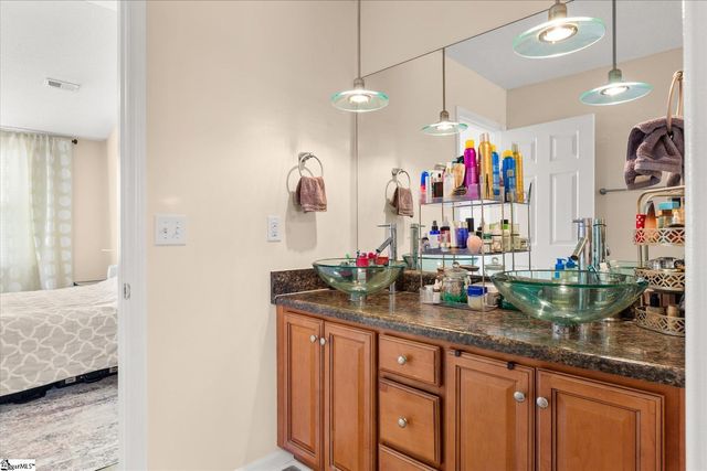 987 Echo Ridge Drive, Duncan, SC 29334