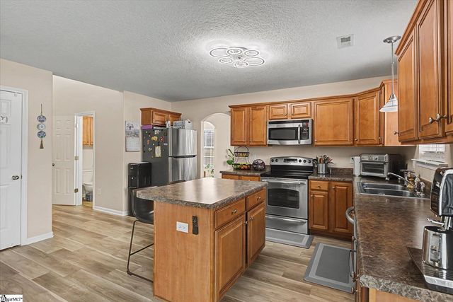 987 Echo Ridge Drive, Duncan, SC 29334