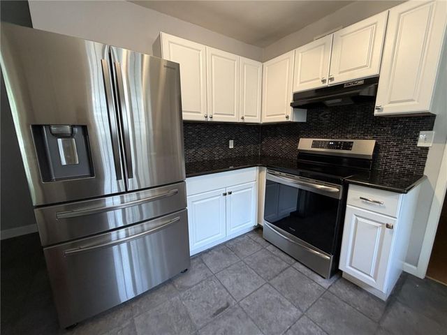 4349 WYOMING Street, Kansas City, MO 64111