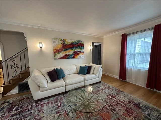 4349 WYOMING Street, Kansas City, MO 64111