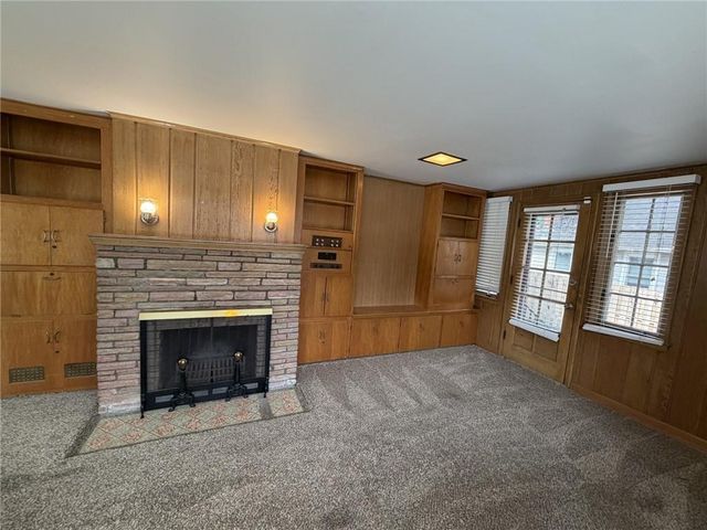 4349 WYOMING Street, Kansas City, MO 64111