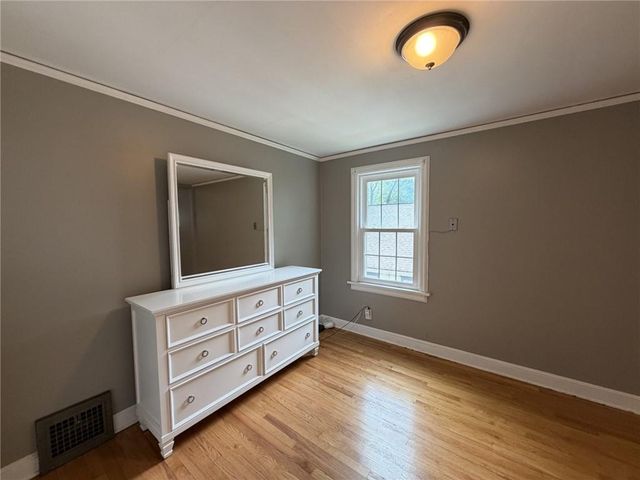 4349 WYOMING Street, Kansas City, MO 64111