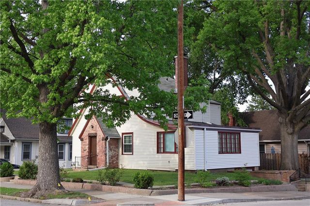 4349 WYOMING Street, Kansas City, MO 64111
