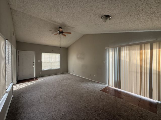 2286 Nantucket Village Circle, Dallas, TX 75227