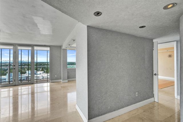 1351 NE Miami Gardens Drive PH15E, Miami, FL 33179