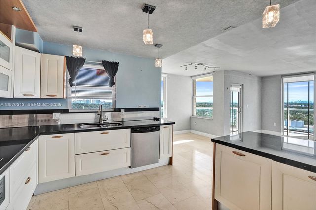 1351 NE Miami Gardens Drive PH15E, Miami, FL 33179