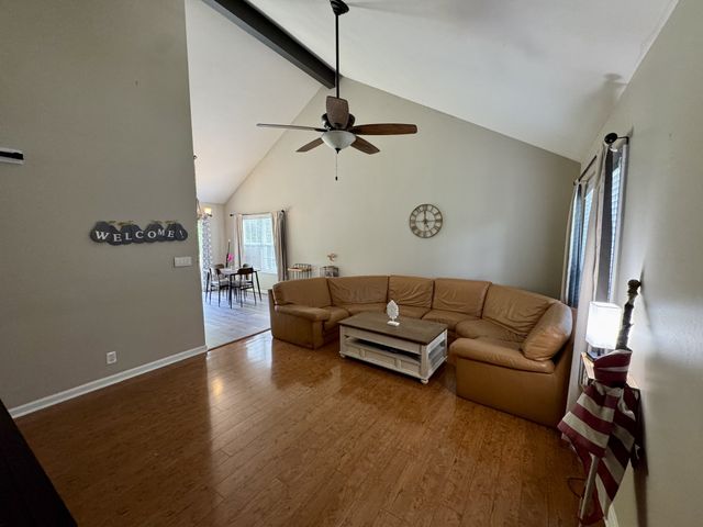 2099 Ferry Rd, Clarksville, TN 37040