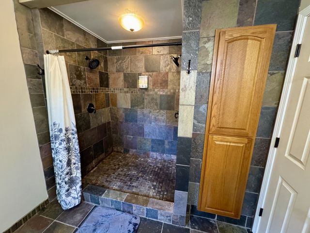 2099 Ferry Rd, Clarksville, TN 37040