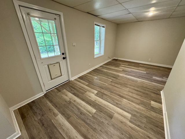 2099 Ferry Rd, Clarksville, TN 37040