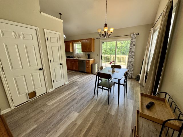 2099 Ferry Rd, Clarksville, TN 37040
