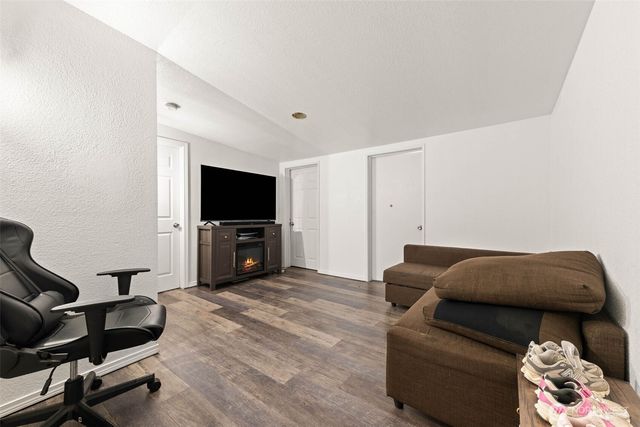 5647 Black Lake Boulevard SW, Olympia, WA 98512