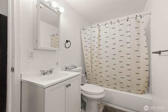 5647 Black Lake Boulevard SW, Olympia, WA 98512