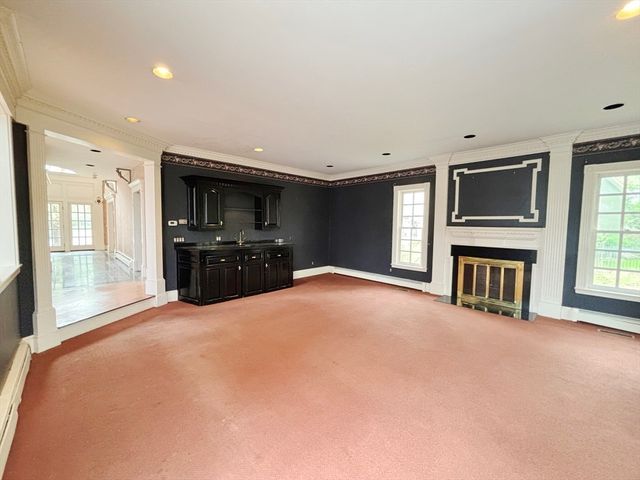 32 Solomon Pierce Road, Lexington, MA 02421