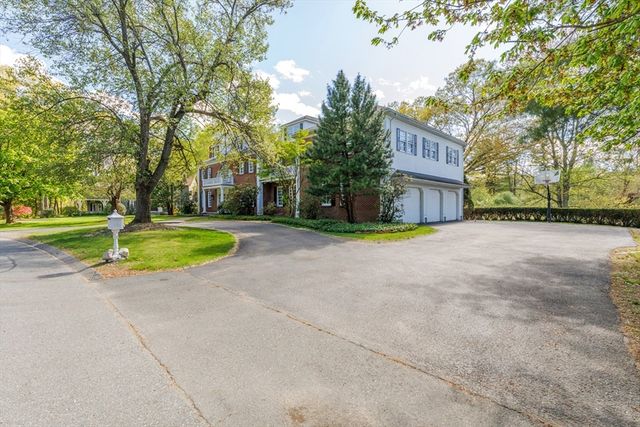 32 Solomon Pierce Road, Lexington, MA 02421