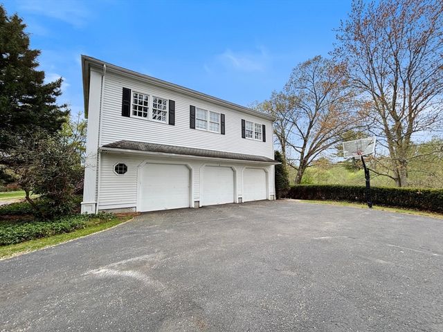 32 Solomon Pierce Road, Lexington, MA 02421