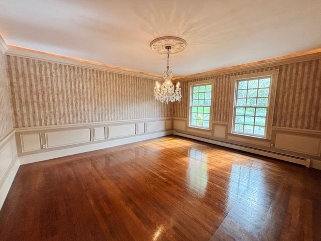 32 Solomon Pierce Road, Lexington, MA 02421