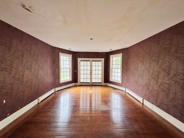 32 Solomon Pierce Road, Lexington, MA 02421