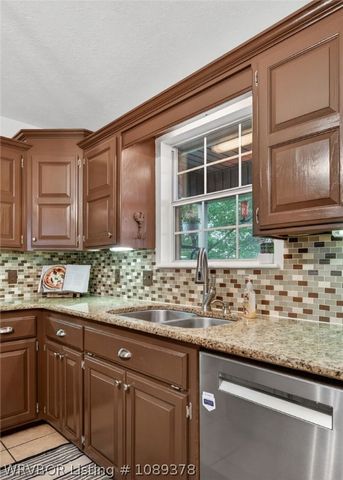 1109 Arapahoe Drive, Van Buren, AR 72956