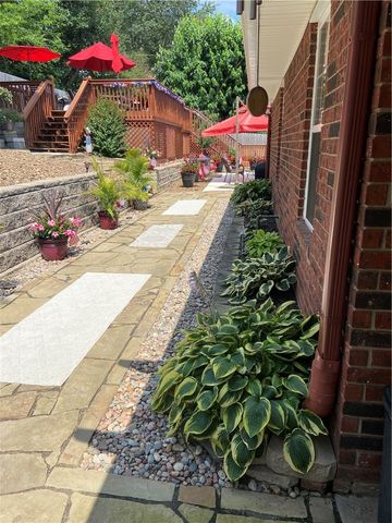 504 Fairway Circle, Springdale, AR 72764