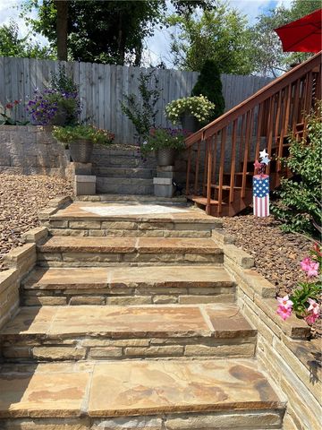 504 Fairway Circle, Springdale, AR 72764