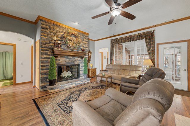 504 Fairway Circle, Springdale, AR 72764