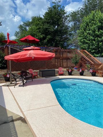 504 Fairway Circle, Springdale, AR 72764