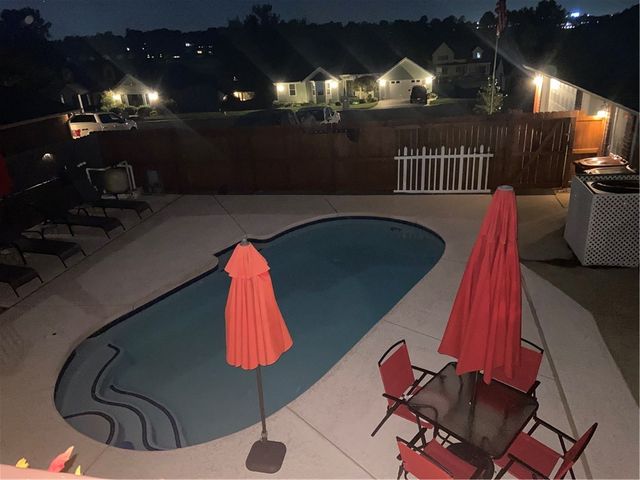 504 Fairway Circle, Springdale, AR 72764