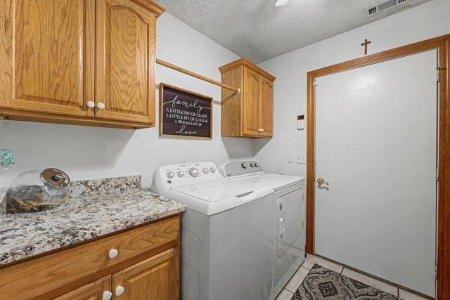 504 Fairway Circle, Springdale, AR 72764