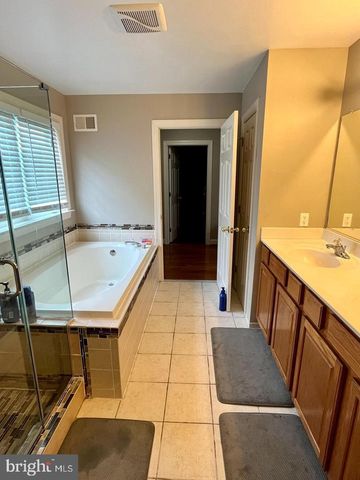 204 WINDHAM DR, Exton, PA 19341