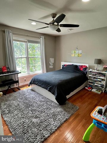 204 WINDHAM DR, Exton, PA 19341