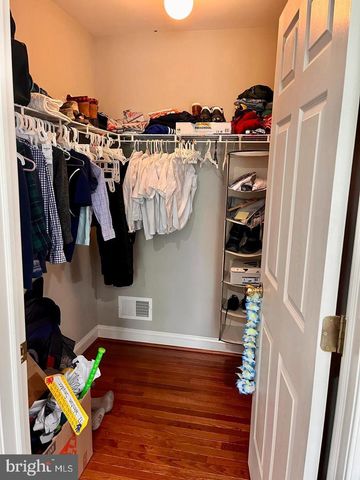 204 WINDHAM DR, Exton, PA 19341