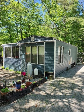 30 Hemlock Vlg, Vernon Twp., NJ 07461