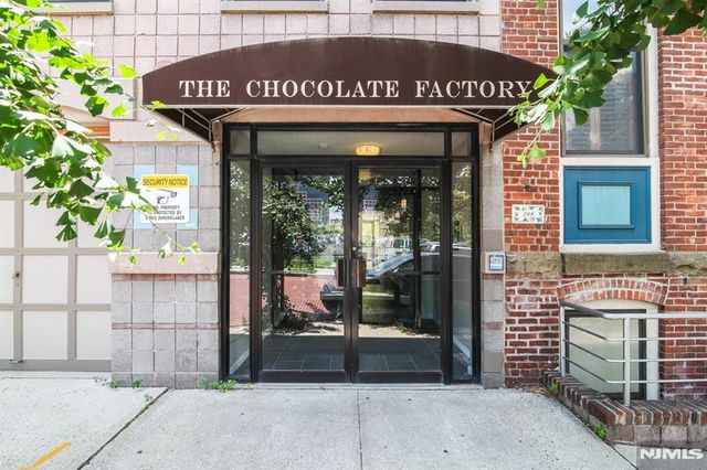 54-60 Mcwhorter Street 207, Newark, NJ 07105