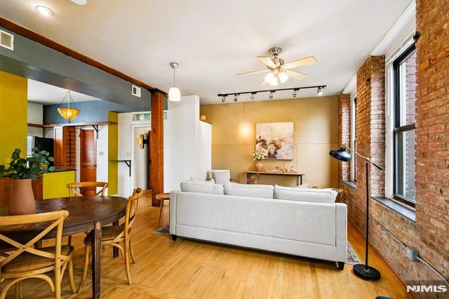 54-60 Mcwhorter Street 207, Newark, NJ 07105