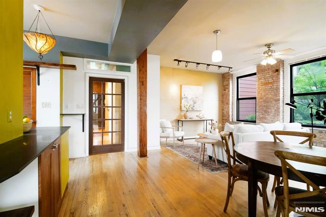 54-60 Mcwhorter Street 207, Newark, NJ 07105
