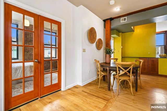 54-60 Mcwhorter Street 207, Newark, NJ 07105