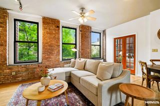 54-60 Mcwhorter Street 207, Newark, NJ 07105