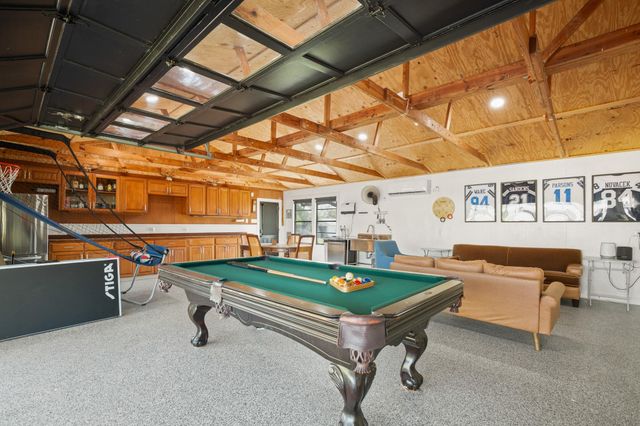 1405 Cat Hollow Club DR, Spicewood, TX 78669