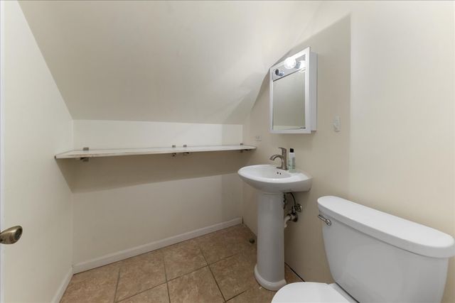 2817 Wenonah Avenue, Berwyn, IL 60402