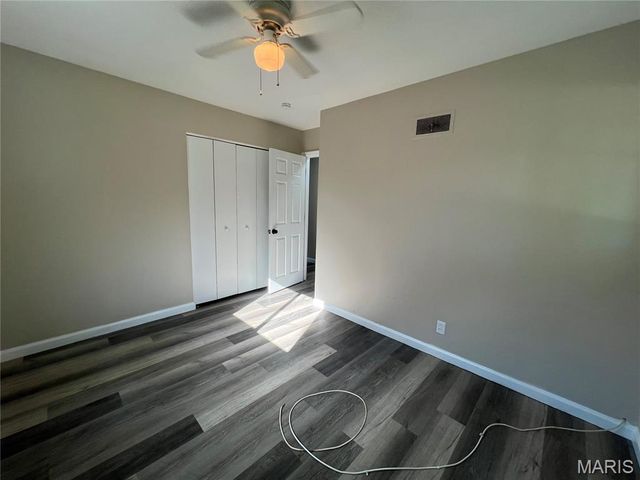 1165 June Avenue, St Louis, MO 63138