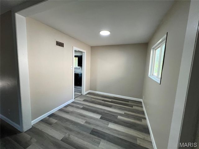 1165 June Avenue, St Louis, MO 63138