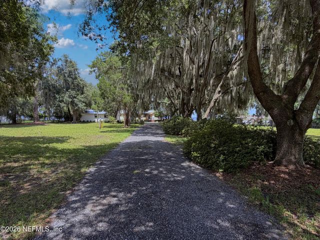 442 CEDAR CREEK Road, Palatka, FL 32177