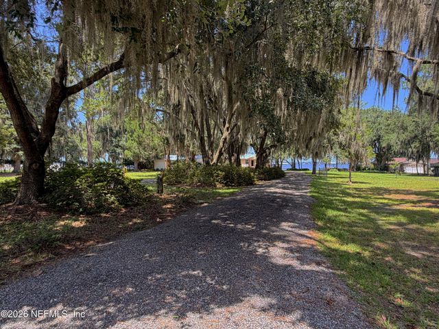 442 CEDAR CREEK Road, Palatka, FL 32177