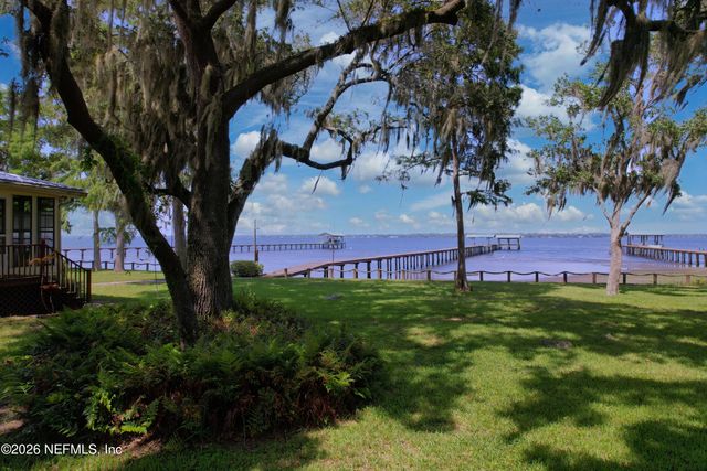 442 CEDAR CREEK Road, Palatka, FL 32177