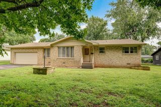 3066 East Lomita Street, Springfield, MO 65804
