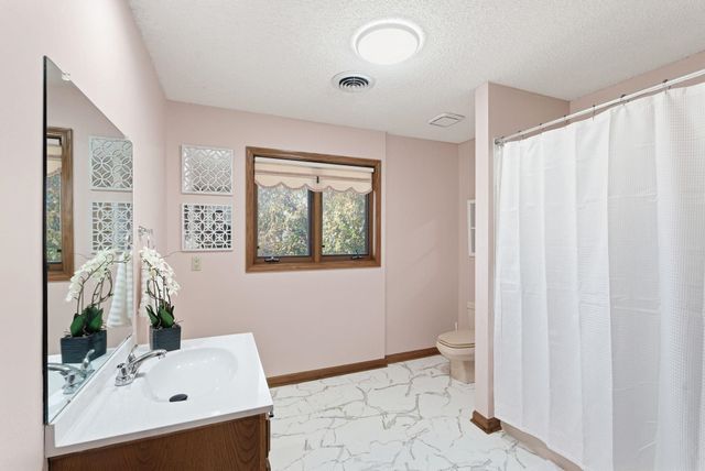 119 S Muirfield St, Wichita, KS 67209