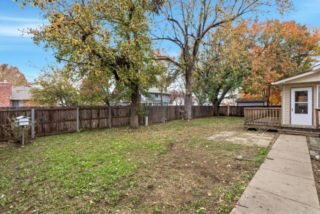 119 S Muirfield St, Wichita, KS 67209