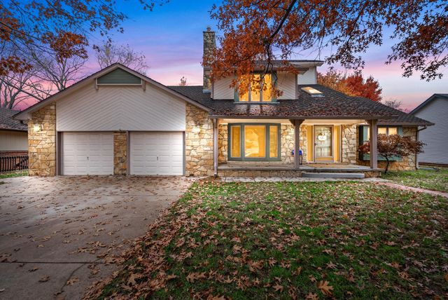 119 S Muirfield St, Wichita, KS 67209